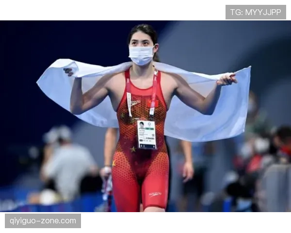 李冰洁训练室里连水都不敢多喝，这日常活得跟宫斗剧似的啊！