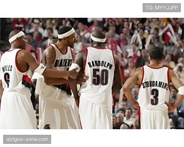 斯塔德迈尔内线强攻主导进攻，高效输出改变球队战术重心